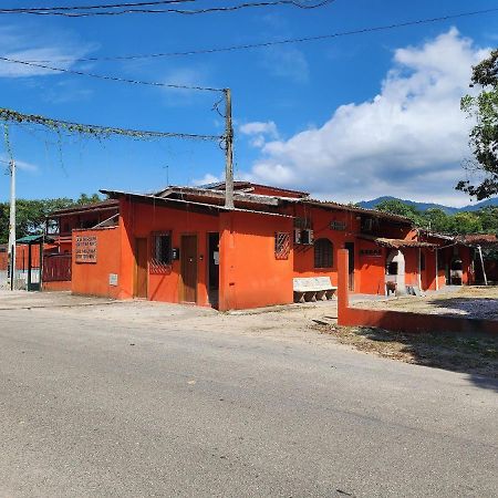 0001.05 - Maranduba - Apto - 2 Dormitorio - 8 Pessoas - 2 Quadras Do Mar - Piscina - Wi-Fi 乌巴图巴 外观 照片