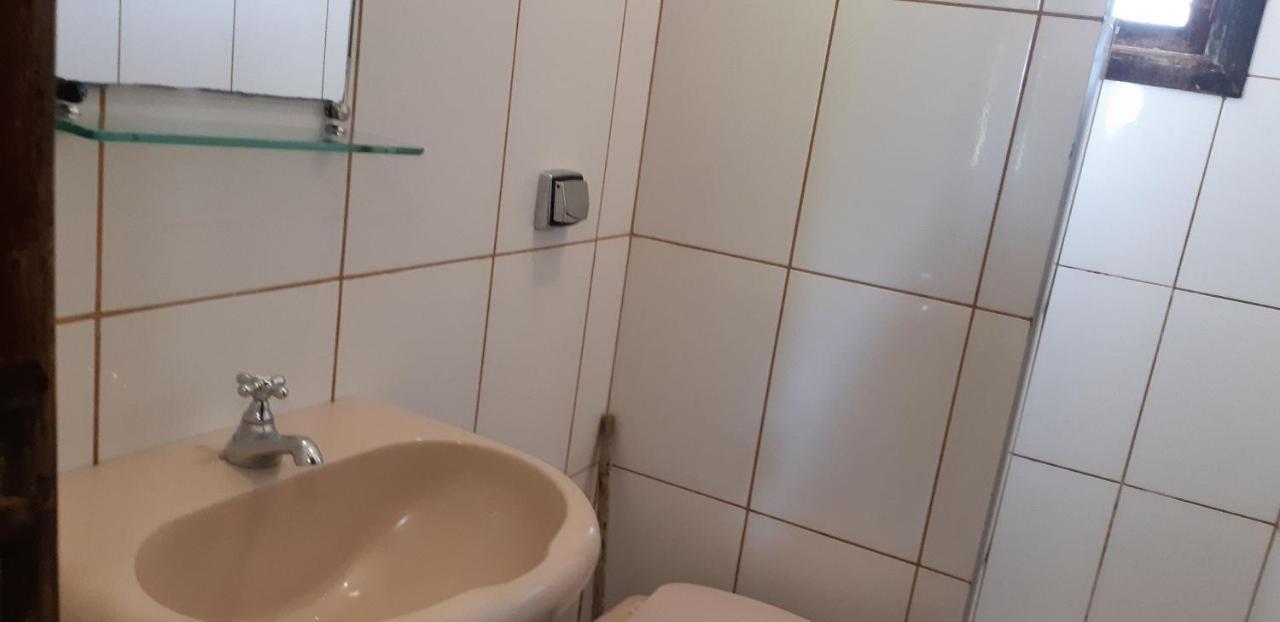 0001.05 - Maranduba - Apto - 2 Dormitorio - 8 Pessoas - 2 Quadras Do Mar - Piscina - Wi-Fi 乌巴图巴 外观 照片